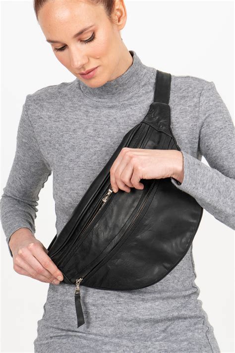 women's across the body handbags.